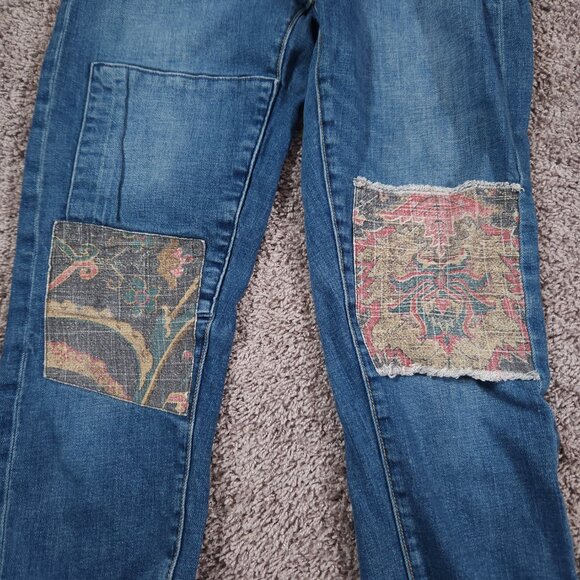 Pilcro Anthropologie Slim Boyfriend Jeans 27 Patterned Knee Patches FLAW - Picture 11 of 16